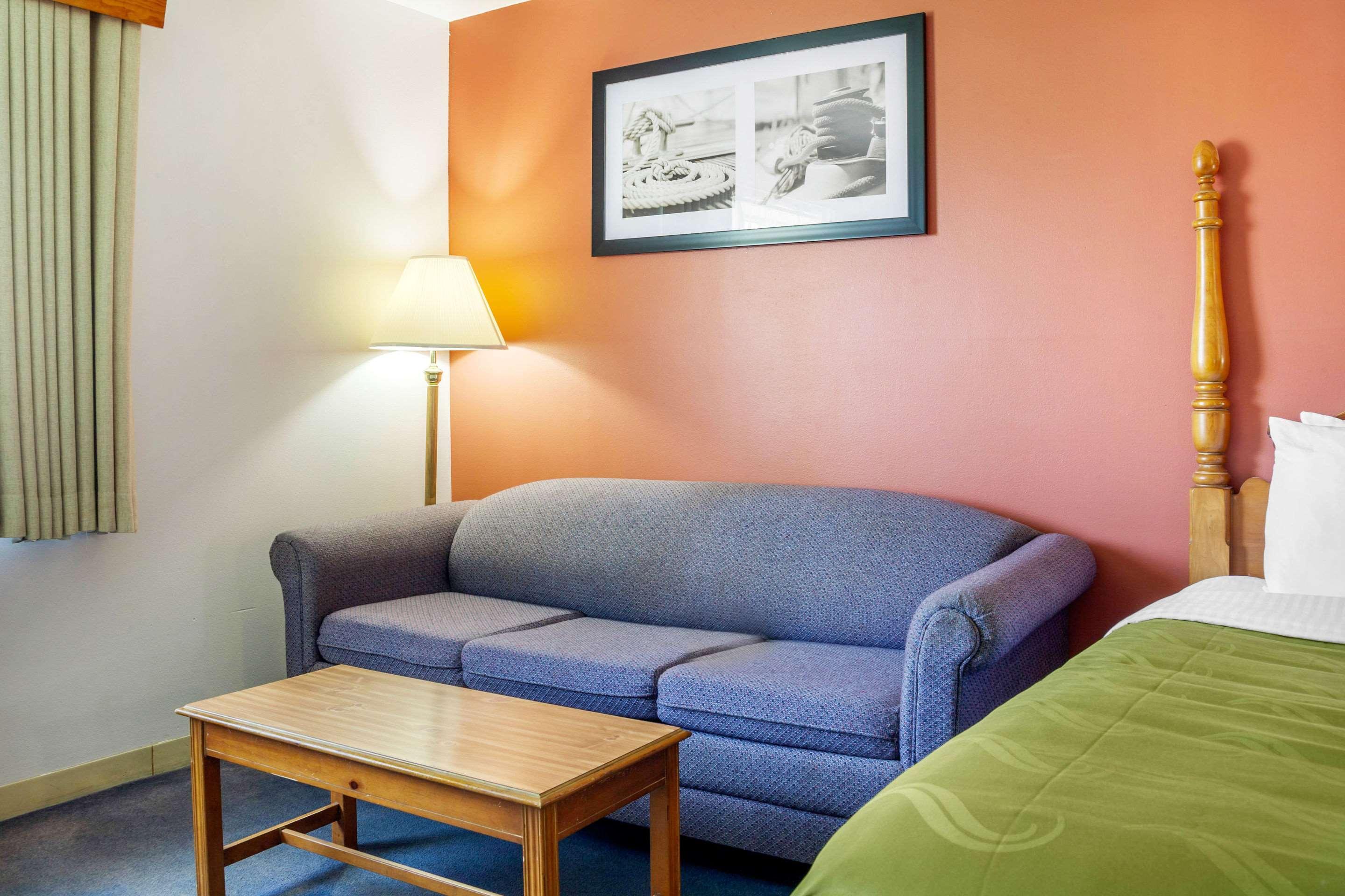 Quality Inn & Suites Prairie du Chien Exterior photo