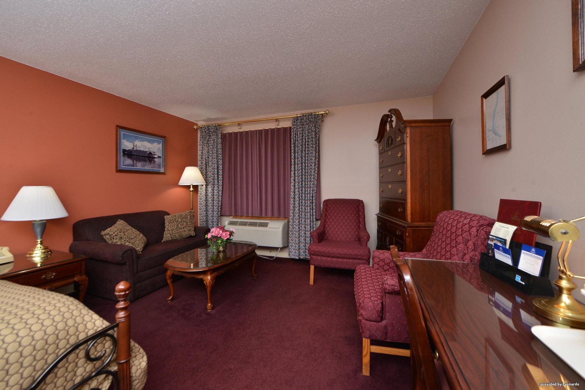 Quality Inn & Suites Prairie du Chien Exterior photo